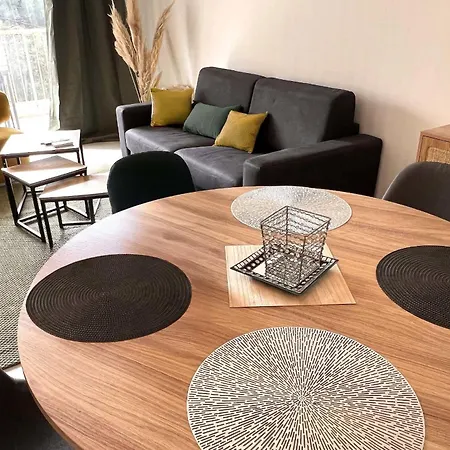 Apartment With Terrace In 5 Min From The *