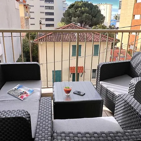 Apartment With Terrace In 5 Min From The